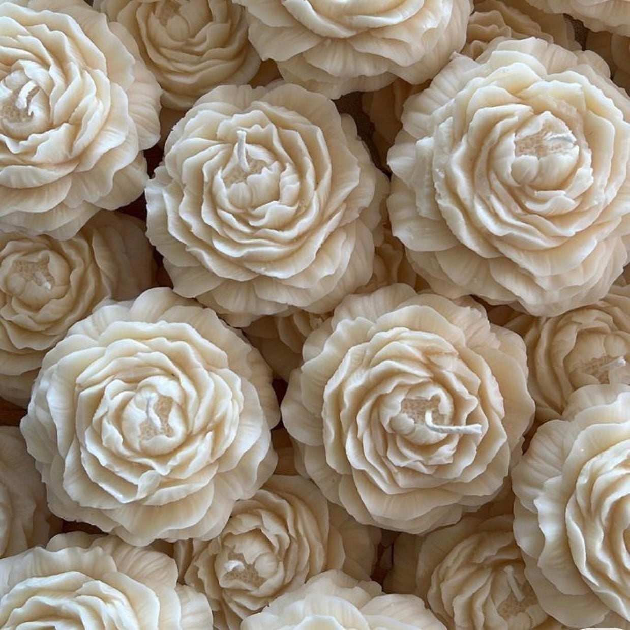 Handmade Peony Candle Medium