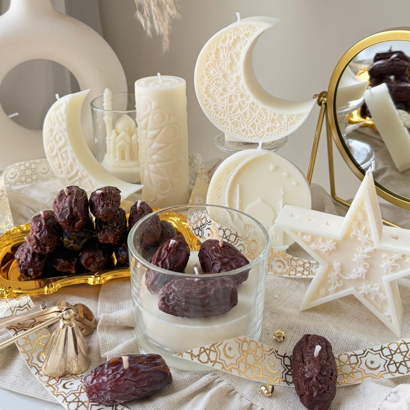 Ramadan Dates in a glass cup