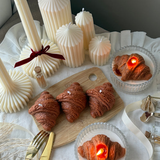 Croissant candle